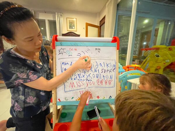 กระดานกิจกรรม 2 รูปแบบ (Double-plate Easel) [Top Bright] - Image 6