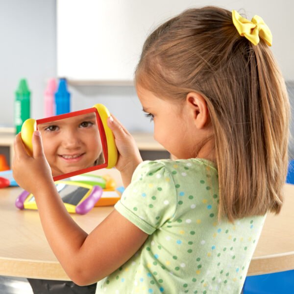[อายุ 18เดือน+] ชุดกระจกเงา 2 in 1 (ALL ABOUT ME 2 IN 1 MIRRORS, SET OF 6) [Learning Resources] - Image 3